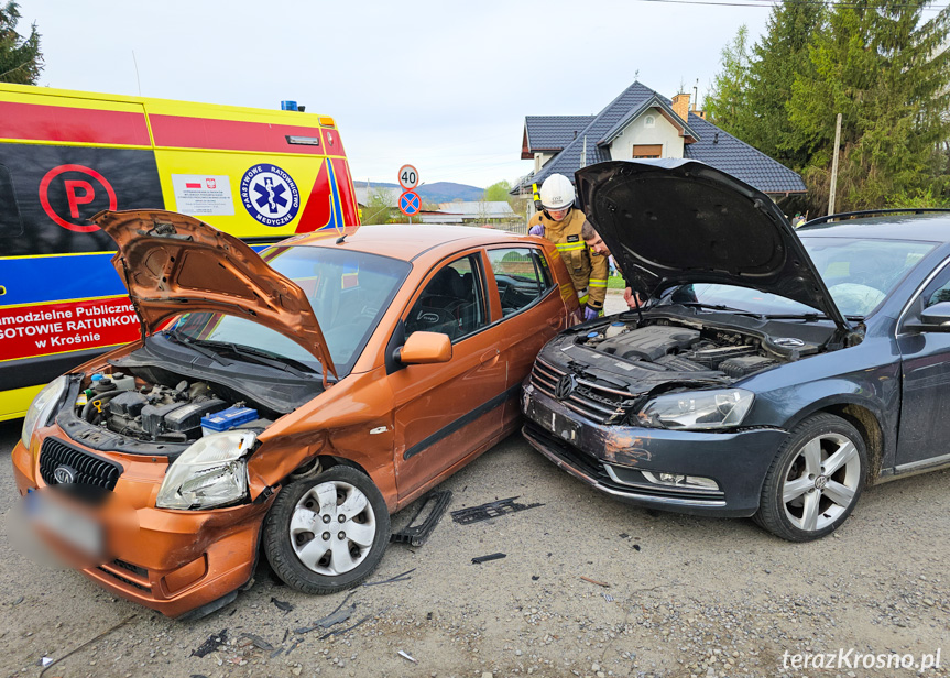 Kolizja dwóch samochodów w Krośnie