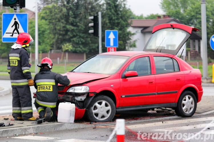 Kolizja na skrzyżowaniu w Krośnie