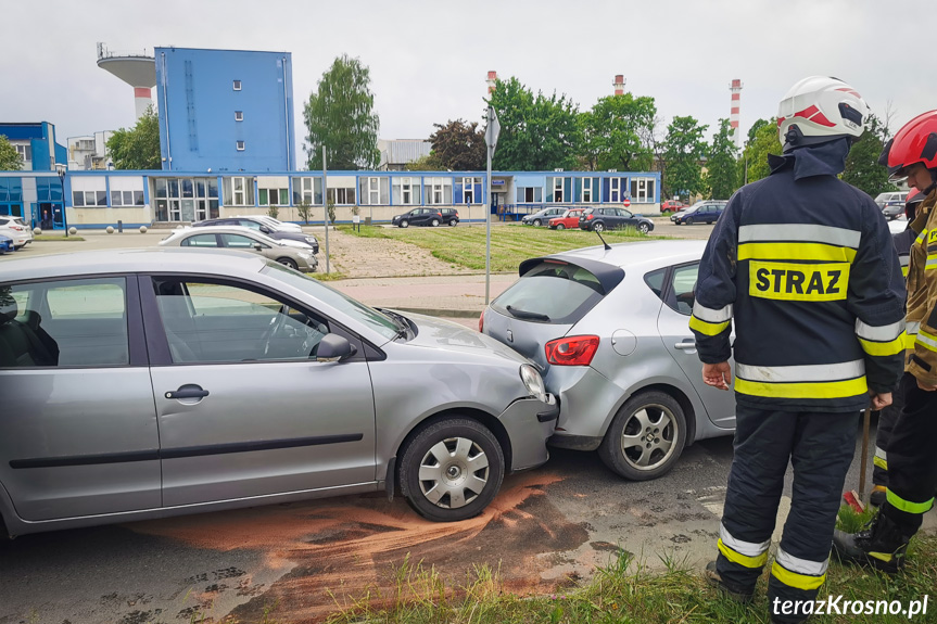 Kolizja na skrzyżowaniu w Krośnie