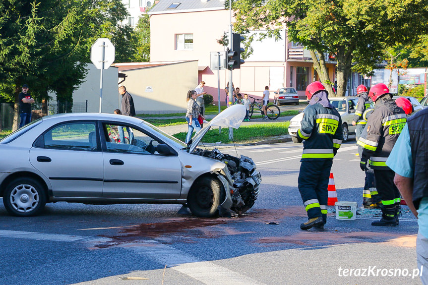 Kolizja na skrzyżowaniu w Krośnie