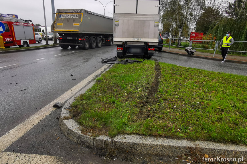 Kolizja na skrzyżowaniu w Krośnie