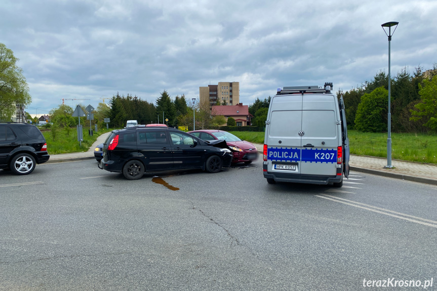 Kolizja na skrzyżowaniu w Krośnie