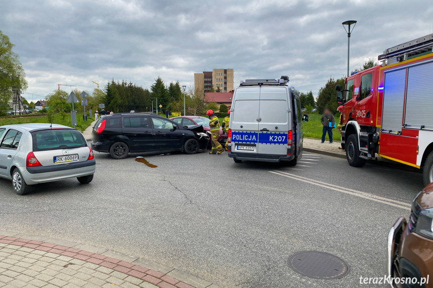 Kolizja na skrzyżowaniu w Krośnie