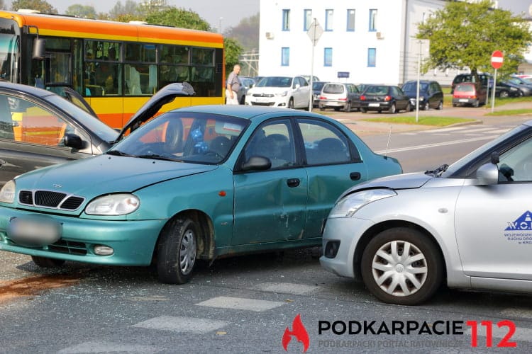 Kolizja na ul. Tysiąclecia w Krośnie