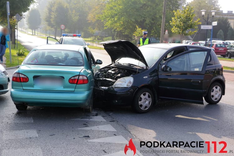 Kolizja na ul. Tysiąclecia w Krośnie