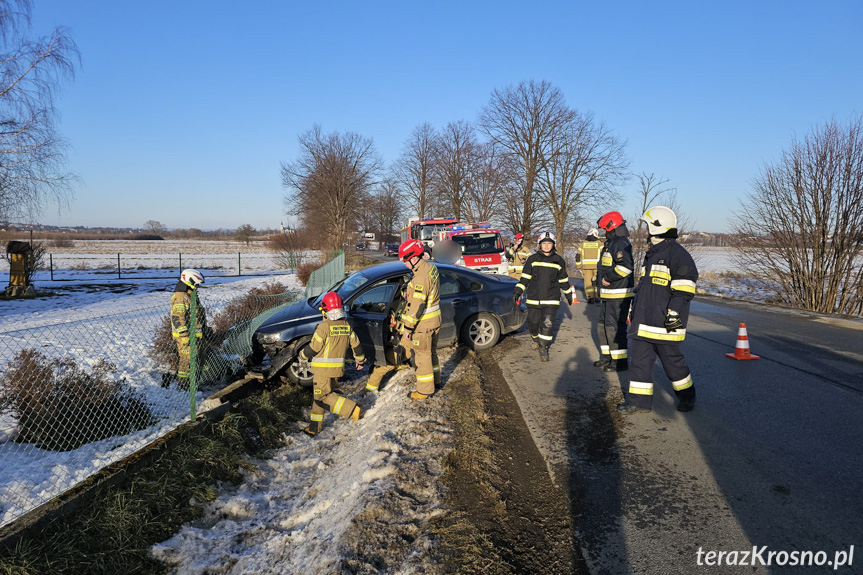 Chorkówka. Uderzyła w ogrodzenie