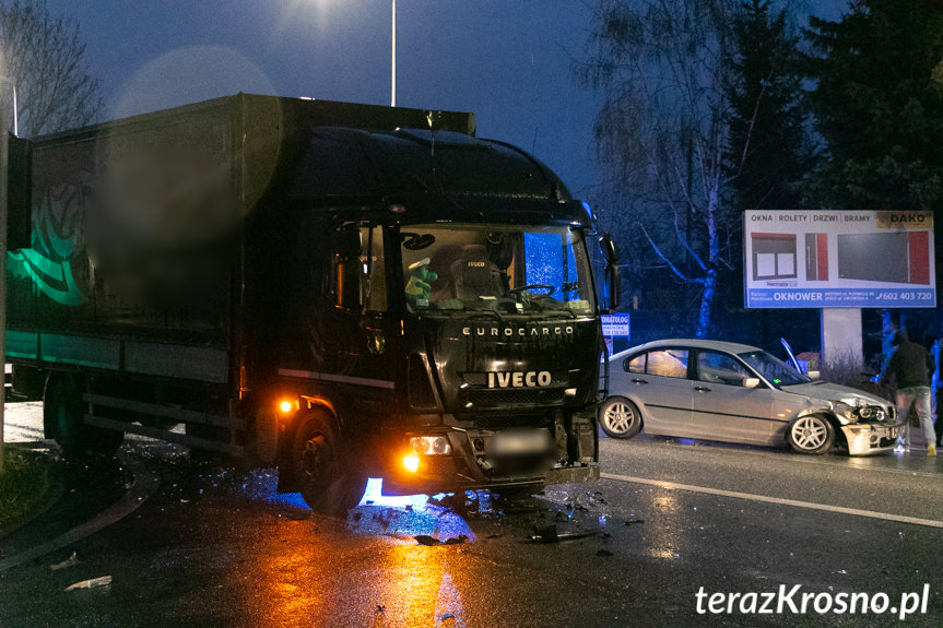 Kolizja w Krośnie na skrzyżowaniu