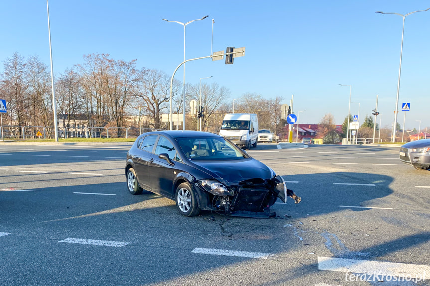 Kolizja w Krośnie na skrzyżowaniu