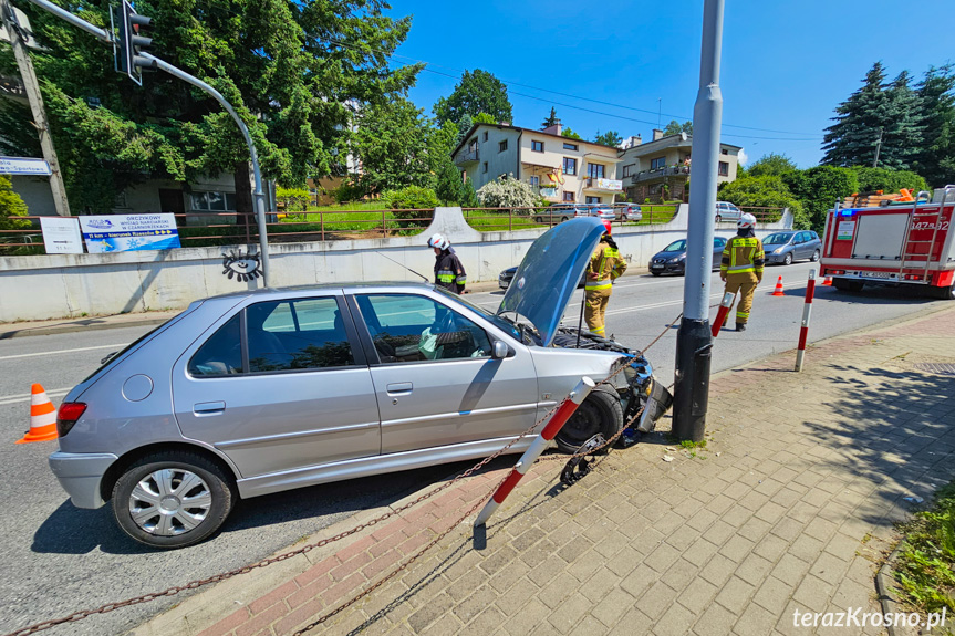 Kolizja w Krośnie ze śmieciarką