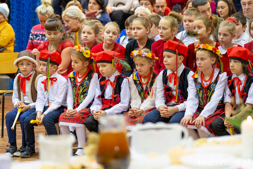 Koncert Bożonarodzeniowy i kiermasz ozdób w Świerzowej Polskiej