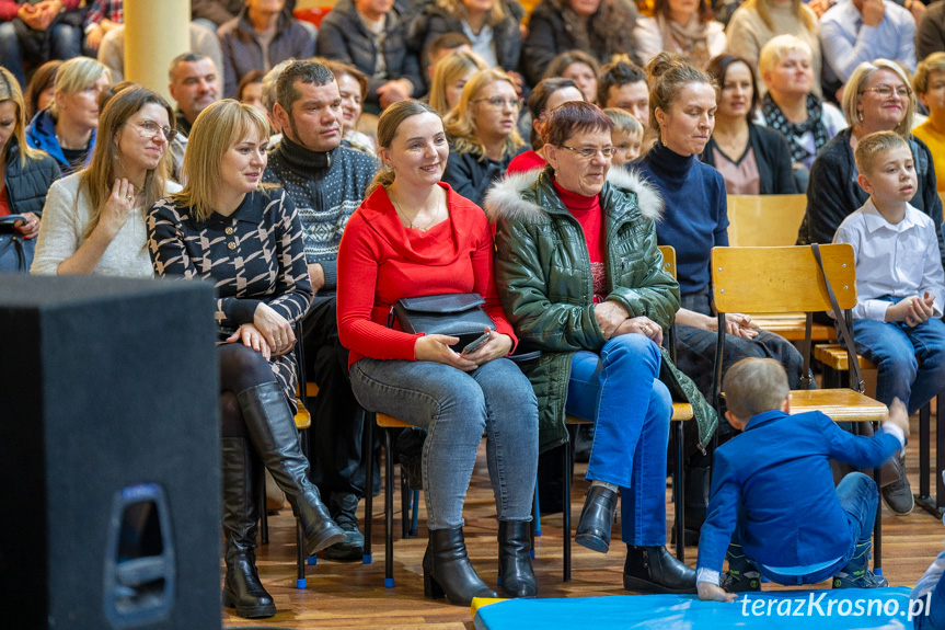 Koncert Bożonarodzeniowy i kiermasz ozdób w Świerzowej Polskiej