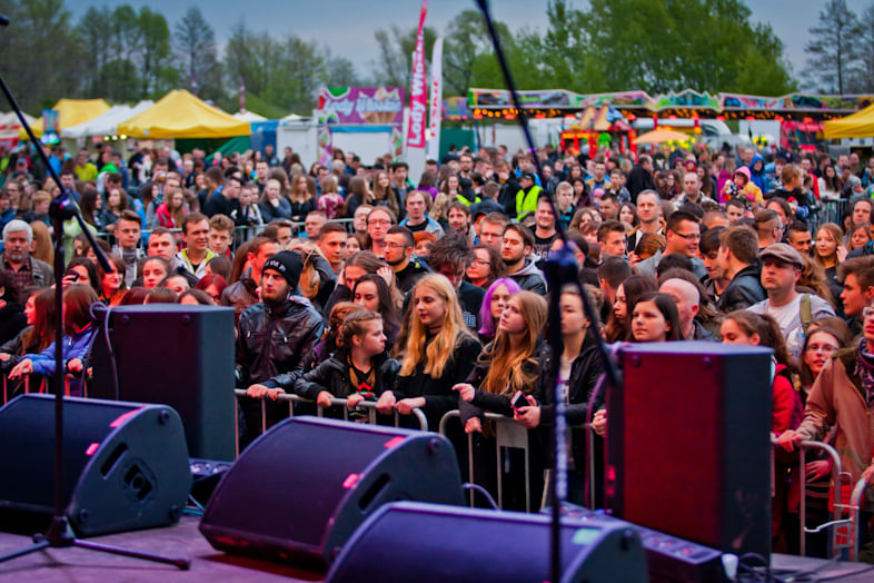 Balony nad Krosnem 2016 - Koncert Farben Lehre