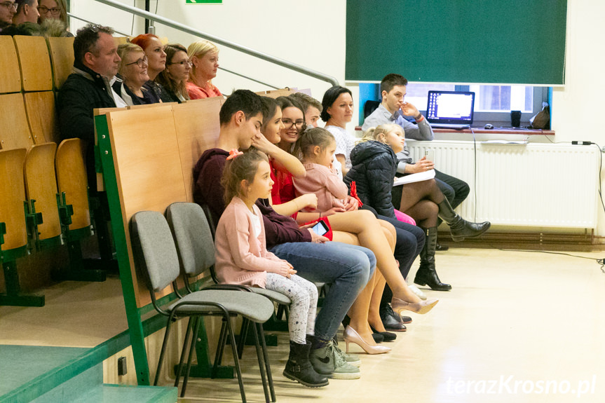 Koncert Jej Portret uczniów Naftówki