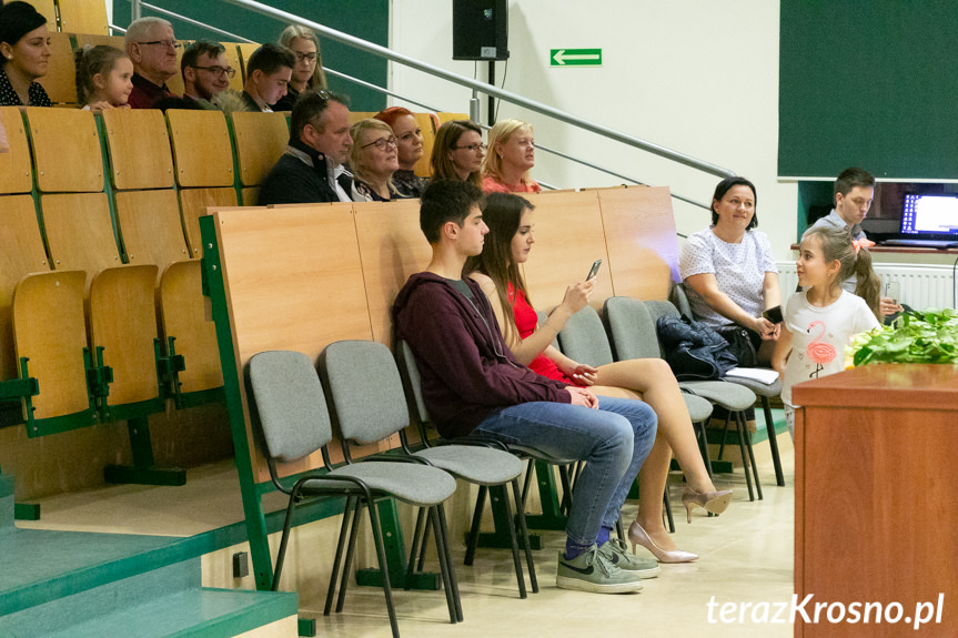 Koncert Jej Portret uczniów Naftówki