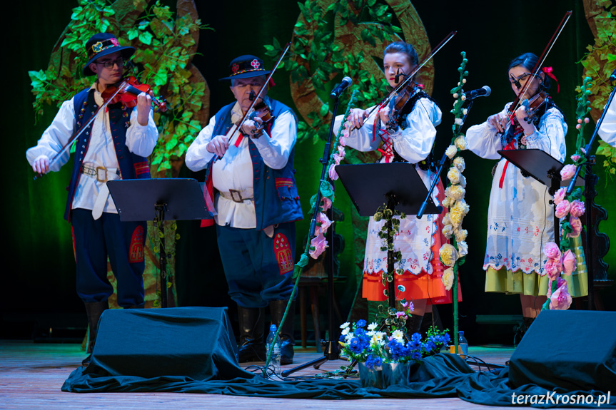 Koncert muzyki i tańca "W moim ogródeczku"