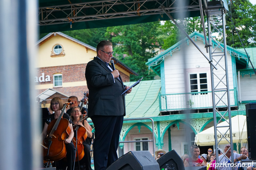 Koncert plenerowy "Od Wiednia do Budapesztu" w Iwoniczu-Zdroju