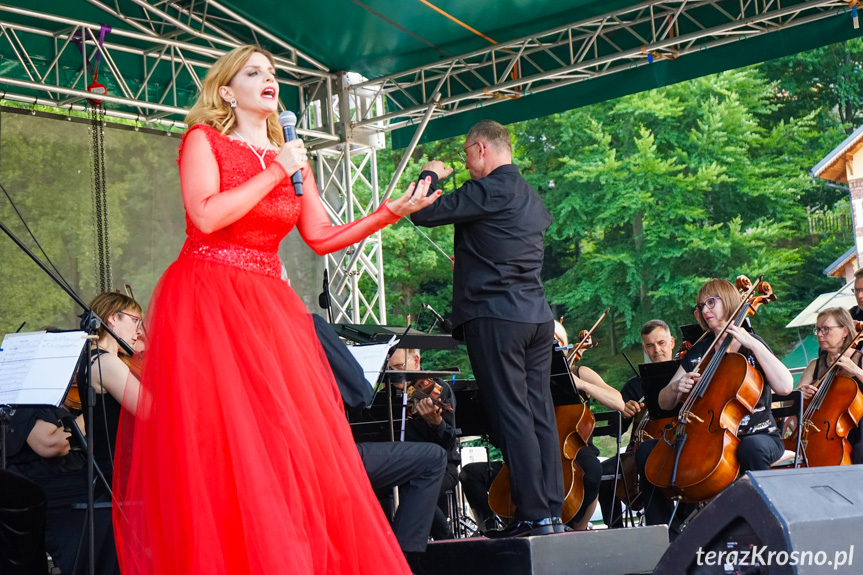 Koncert plenerowy "Od Wiednia do Budapesztu" w Iwoniczu-Zdroju