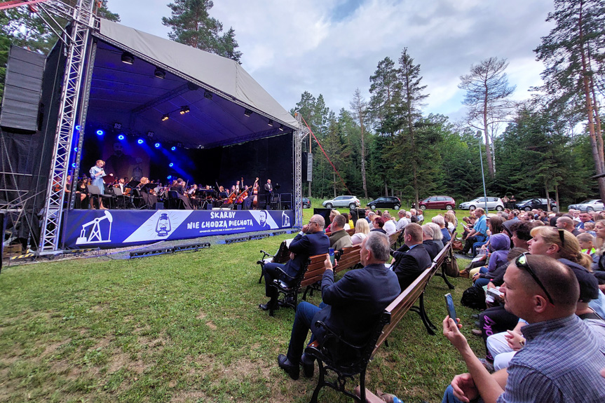 Koncert w Muzeum Przemysłu Naftowego i Gazowniczego w Bóbrce