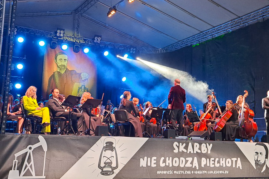 Koncert w Muzeum Przemysłu Naftowego i Gazowniczego w Bóbrce