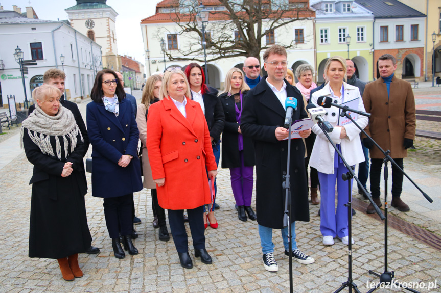 Konferencja na rynku