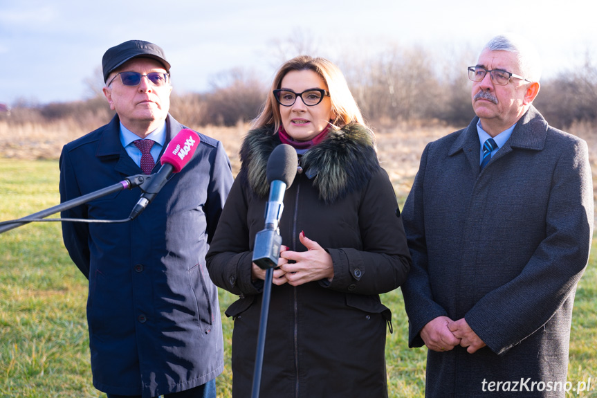 Konferencja prasowa Joanny Frydrych w Targowiskach