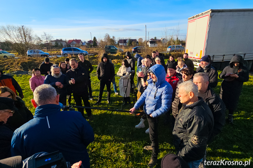 Konferencja prasowa Joanny Frydrych w Targowiskach