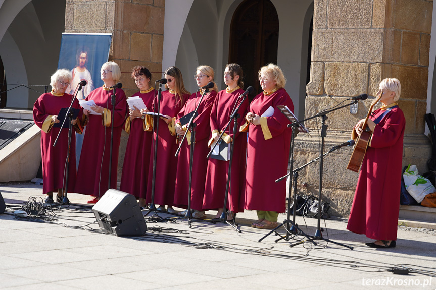 Koronka na ulicach miast świata - Krosno