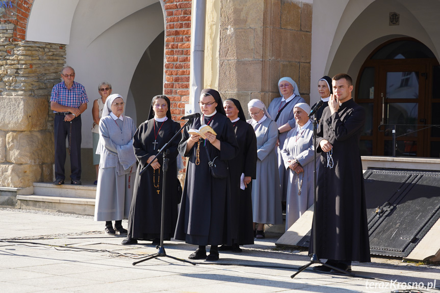 Koronka na ulicach miast świata - Krosno