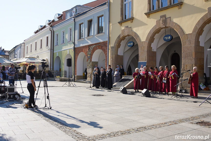 Koronka na ulicach miast świata - Krosno