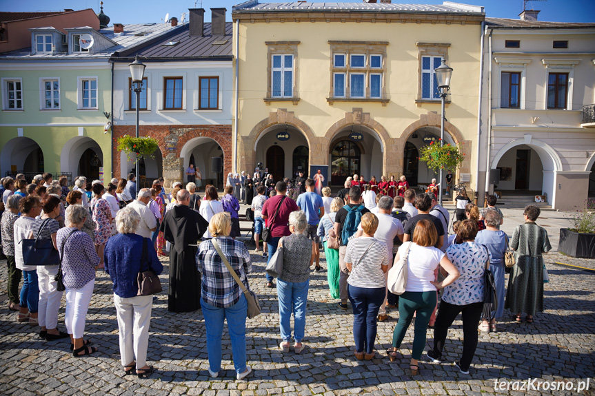 Koronka na ulicach miast świata - Krosno