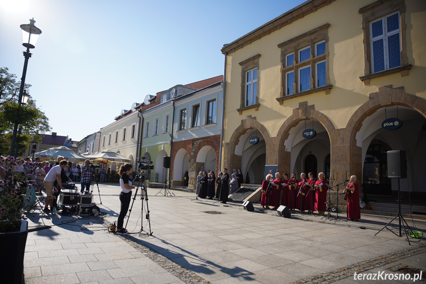 Koronka na ulicach miast świata - Krosno