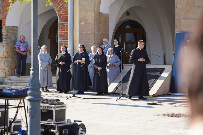 Koronka na ulicach miast świata - Krosno