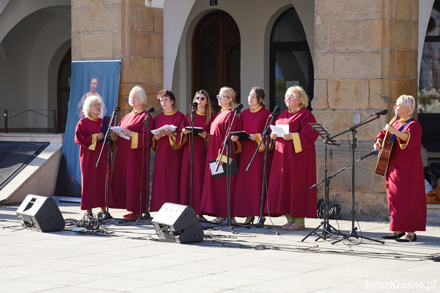 Koronka na ulicach miast świata - Krosno