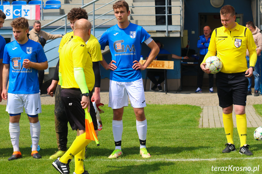 Kotwica Korczyna - Tempo Nienaszów 2-1 