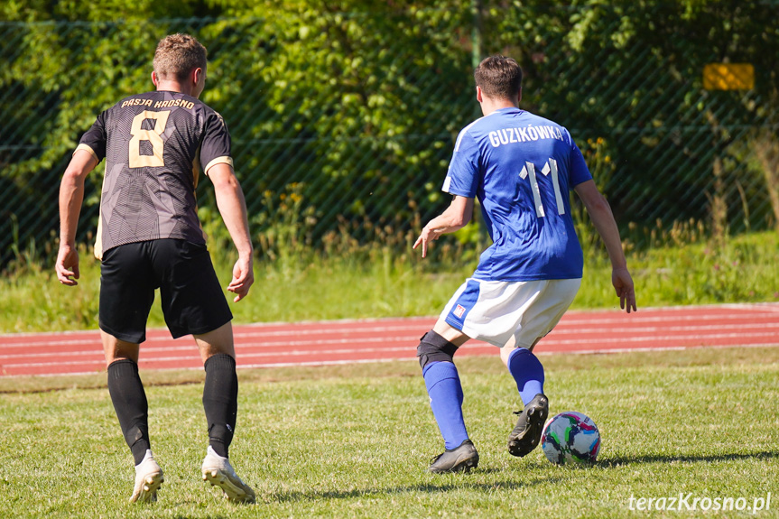 KS Pasja Krosno - UKS Guzikówka Krosno 3:2