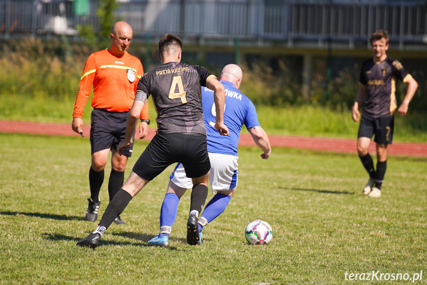 KS Pasja Krosno - UKS Guzikówka Krosno 3:2