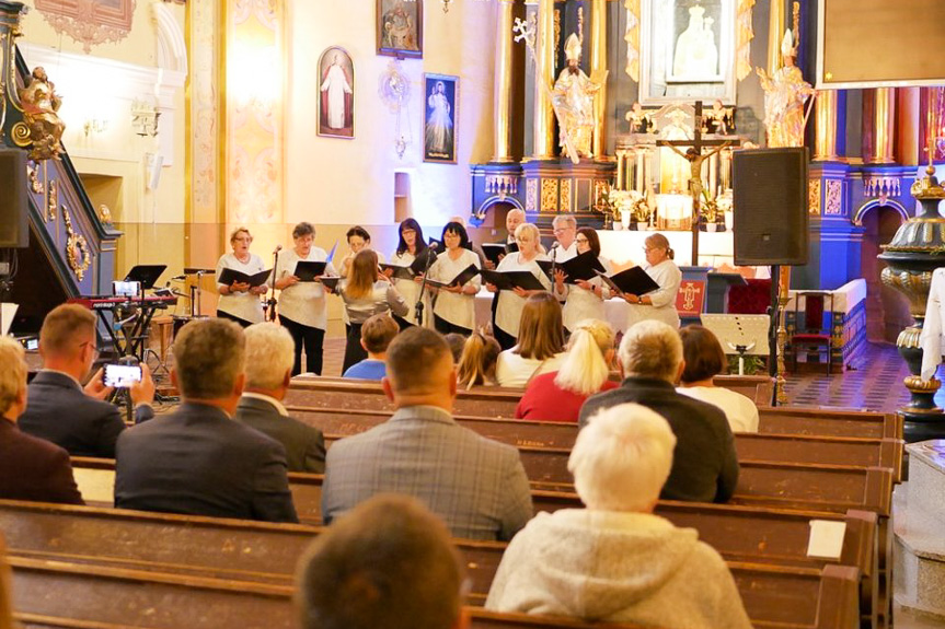 Łączki Jagiellońskie. Koncert Pieśni Maryjnych