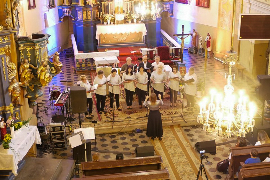 Łączki Jagiellońskie. Koncert Pieśni Maryjnych