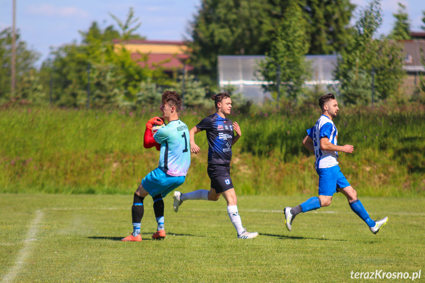 LKS Głowienka - Kotwica Korczyna 1:2