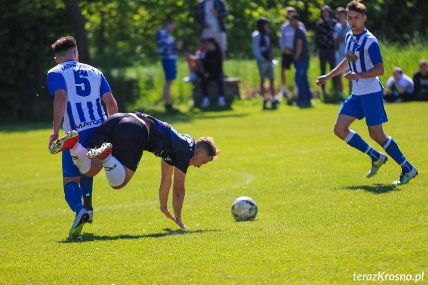 LKS Głowienka - Kotwica Korczyna 1:2