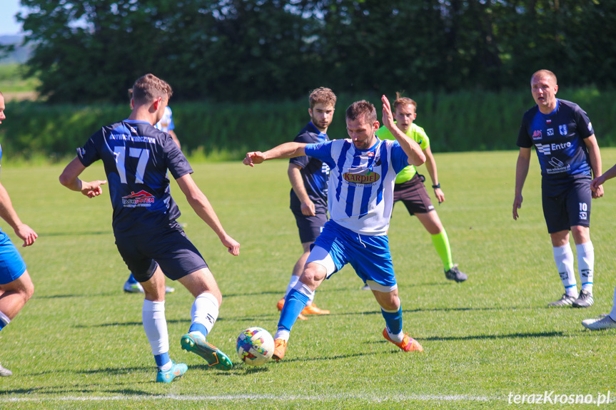 LKS Głowienka - Kotwica Korczyna 1:2