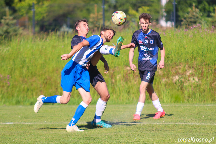 LKS Głowienka - Kotwica Korczyna 1:2