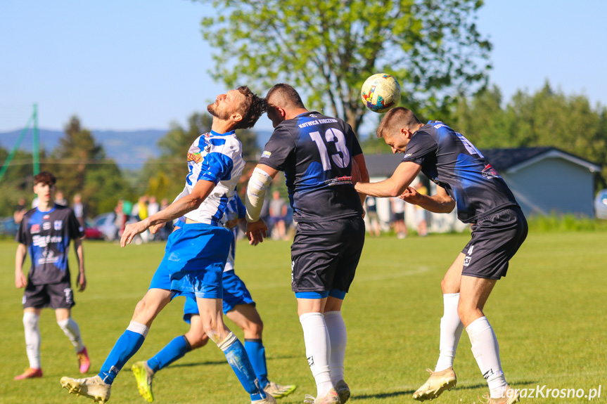 LKS Głowienka - Kotwica Korczyna 1:2