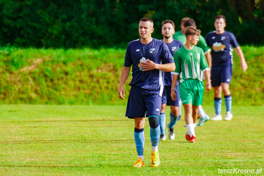 LKS Głowienka - Liwocz Brzyska 3:1