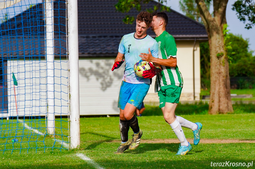 LKS Głowienka - Liwocz Brzyska 3:1