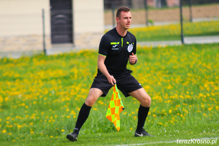 LKS Głowienka - Tęcza Zręcin 3:3