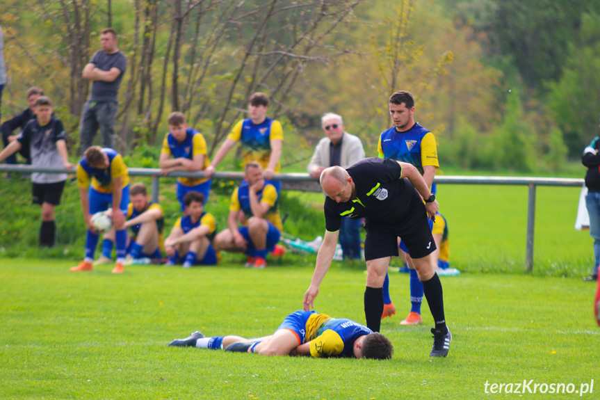 LKS Głowienka - Tęcza Zręcin 3:3