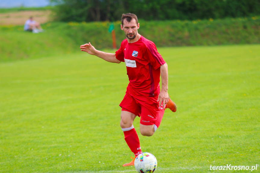 LKS Głowienka - Tęcza Zręcin 3:3