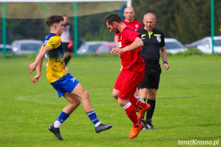 LKS Głowienka - Tęcza Zręcin 3:3