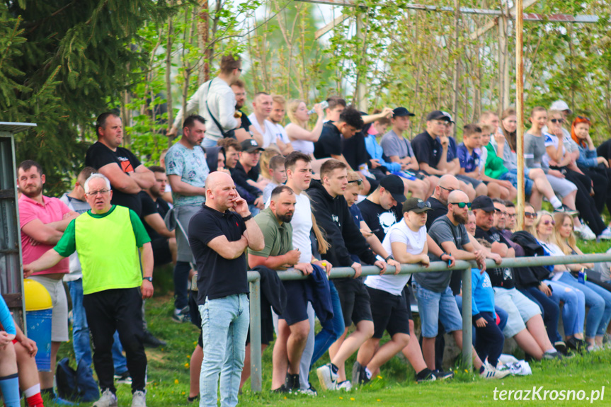 LKS Głowienka - Tęcza Zręcin 3:3